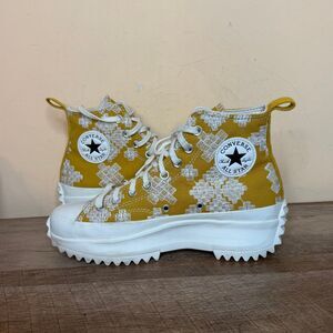 Converse Run Star Hike Platform High platform shoes  size 9 women’s yellow